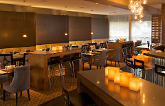 Restaurant near Manhattan Inn & Suites